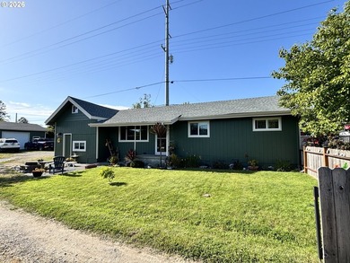 Welcome home to this beautifully maintained 1969 charmer - photo 5