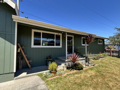Welcome home to this beautifully maintained 1969 charmer - photo 7