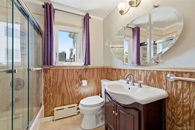 Welcome to this beautifully upgraded and meticulously maintained - photo 21