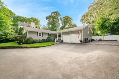 Welcome to 30 Ferndale Avenue, a beautifully maintained - photo 1