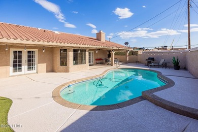This home offers 3 bedrooms, 2 bathrooms, and a versatile - photo 32