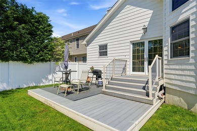 Welcome to this beautifully upgraded and meticulously maintained - photo 37