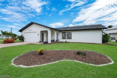 Experience the ultimate Florida lifestyle in this beautiful - photo 2