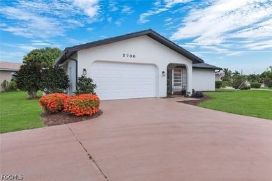 Experience the ultimate Florida lifestyle in this beautiful - photo 3