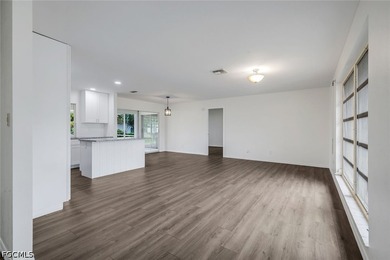 Experience the ultimate Florida lifestyle in this beautiful - photo 7