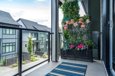 Welcome to this beautifully maintained and exceptionally - photo 11