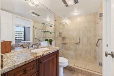 Gorgeous ocean views from this beautifully renovated unit. Walk - photo 23