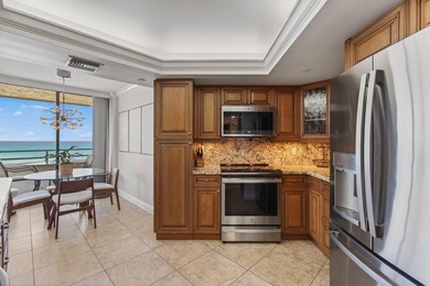 Gorgeous ocean views from this beautifully renovated unit. Walk - photo 24