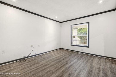 Additional listing photo 4