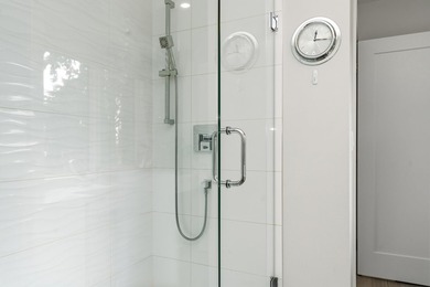 Welcome to this beautifully maintained and exceptionally - photo 27