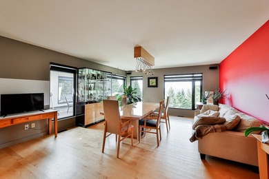 Panoramic views of Saint-Sauveur valley and Sommet Gabriel ski - photo 37