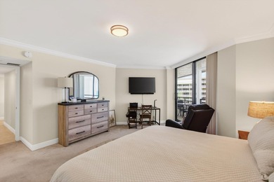 Gorgeous ocean views from this beautifully renovated unit. Walk - photo 37
