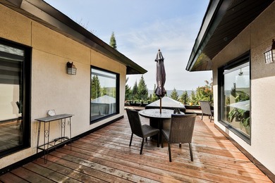 Panoramic views of Saint-Sauveur valley and Sommet Gabriel ski - photo 41
