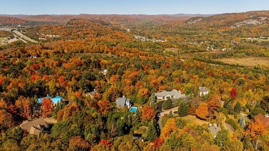 Panoramic views of Saint-Sauveur valley and Sommet Gabriel ski - photo 44