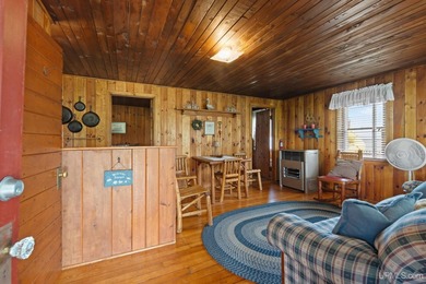 Seize an incredible investment opportunity with this - photo 6