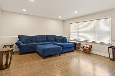 Welcome to 20 Flamingo Dr in Gates, fully renovated ranch-style - photo 12