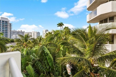 A South Beach condo that checks all the boxes. This 700 sq ft, 1 - photo 18