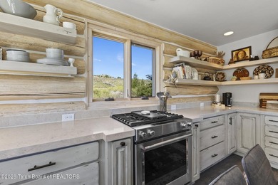 Welcome to Willow Bend, a custom-built log home on WY's iconic - photo 19