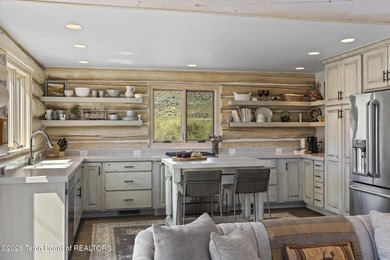 Welcome to Willow Bend, a custom-built log home on WY's iconic - photo 20