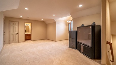 Beautifully maintained brick home with cut stone accents. Easy - photo 25