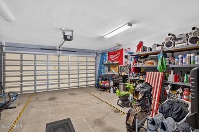 Welcome home to this inviting 3-bedroom, 2.5-bath property - photo 26