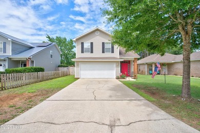Welcome home to this inviting 3-bedroom, 2.5-bath property - photo 29