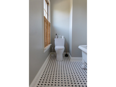 Come and visit 1 Jefferson Street in Onancock, Va. 10% reduction - photo 32