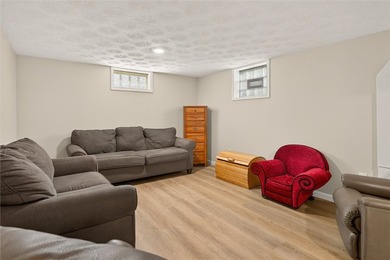 Welcome to 20 Flamingo Dr in Gates, fully renovated ranch-style - photo 34