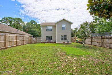 Welcome home to this inviting 3-bedroom, 2.5-bath property - photo 35