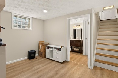 Welcome to 20 Flamingo Dr in Gates, fully renovated ranch-style - photo 37