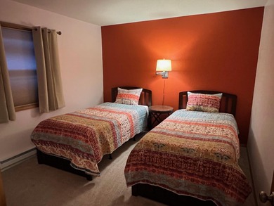 Elegantly remodeled Snow Fire unit with great location and - photo 10
