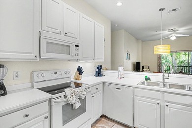 Welcome to your turnkey getaway at Bahama Bay Resort & Spa. This - photo 9