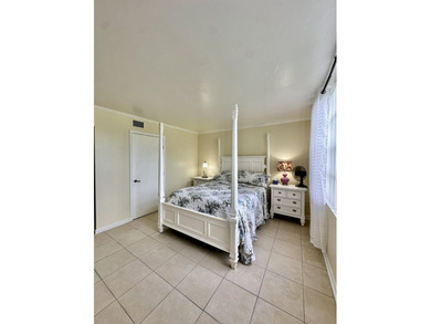 Welcome to this stunning turnkey 2 bed 2 bath property located - photo 15