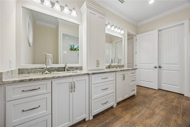 Welcome to refined coastal living in the highly sought-after - photo 31