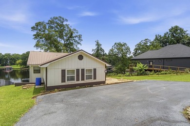 Welcome to 477 Avant Road, where classic Lake Sinclair cottage - photo 35