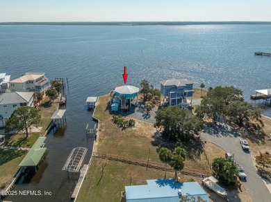 This 3-bedroom 2 bath is a Octagon home on .333 acres is built - photo 6