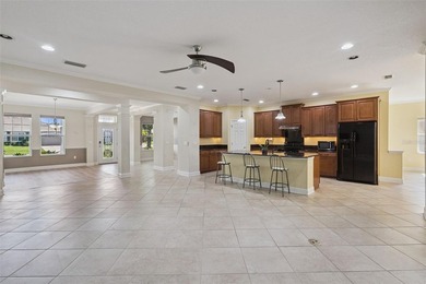 Welcome to this beautifully maintained 4-bedroom, 3-bath home - photo 9