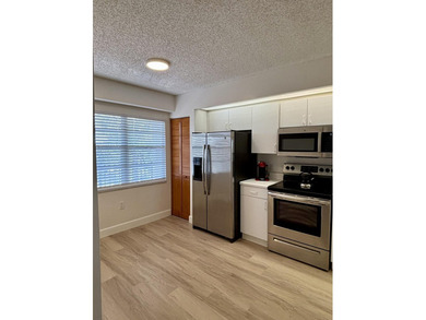 Come experience breathtaking lakefront living from this - photo 8