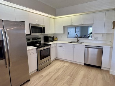 Come experience breathtaking lakefront living from this - photo 9