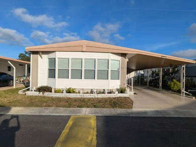 (private lake, pond, creek) Home For Sale in Clearwater Florida