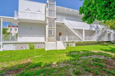 Live and/or work in this RARE 100' of waterfront re-development - photo 4