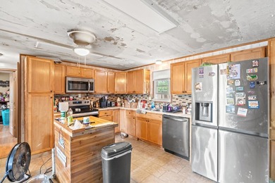 Located in the highly sought-after Windy Hill section of North - photo 8