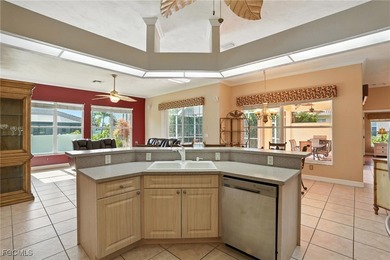 WELCOME TO A SUN-DRENCHED RETREAT IN ONE OF CAPE CORAL'S MOST - photo 13
