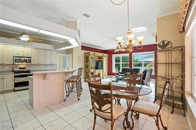 WELCOME TO A SUN-DRENCHED RETREAT IN ONE OF CAPE CORAL'S MOST - photo 17