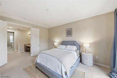 Charming, turnkey furnished Santa Anna townhome situated on a - photo 23