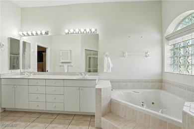 WELCOME TO A SUN-DRENCHED RETREAT IN ONE OF CAPE CORAL'S MOST - photo 28