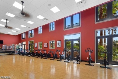 Charming, turnkey furnished Santa Anna townhome situated on a - photo 35