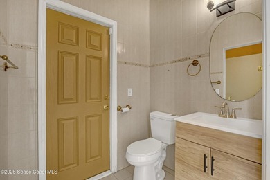 Exceptional value in this custom-built 3,300 sq. ft. concrete - photo 36