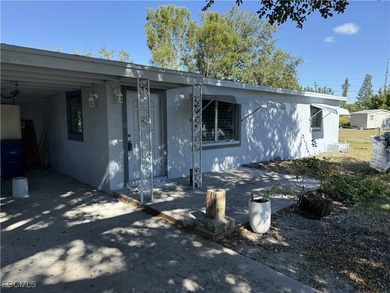 Lehigh Acres Area Home For Sale in Lehigh Acres Florida