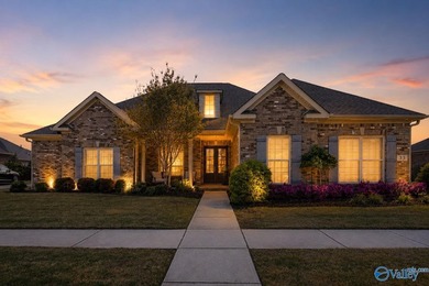 Luxury meets lifestyle in this updated Lake Forest retreat - photo 1